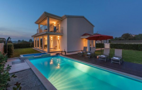 Modern Villa Anita with Pool near Porec